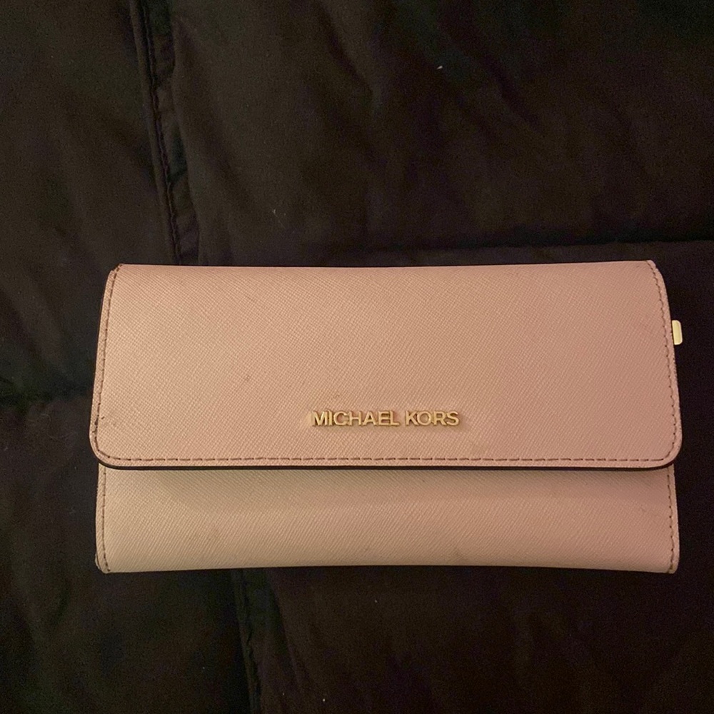 Nude Pink Michael Kors Wallet